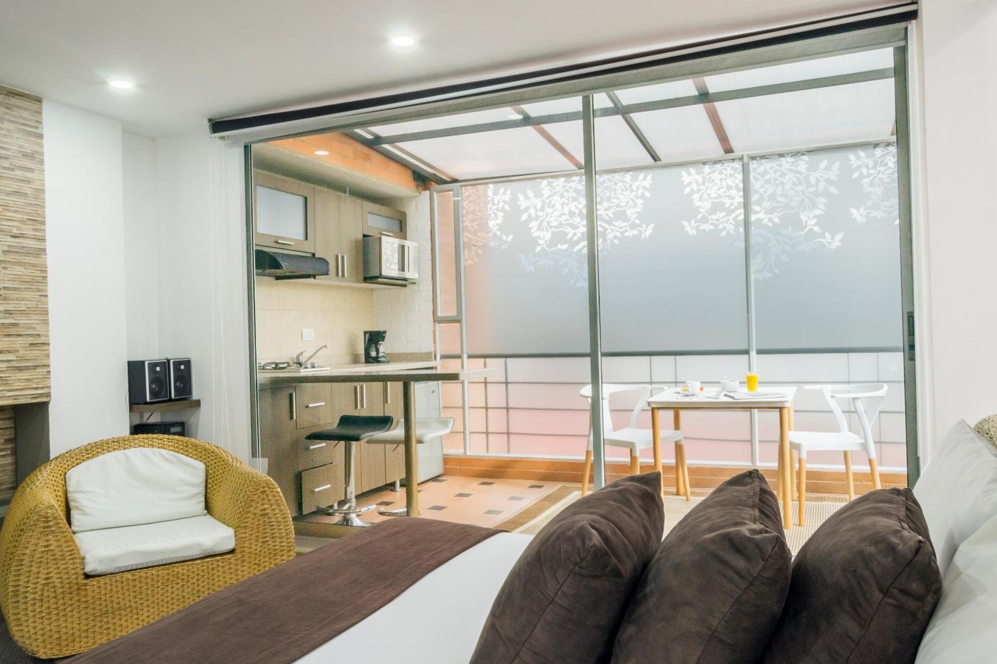 Hotel Apartamentos Regency La Feria Богота Экстерьер фото