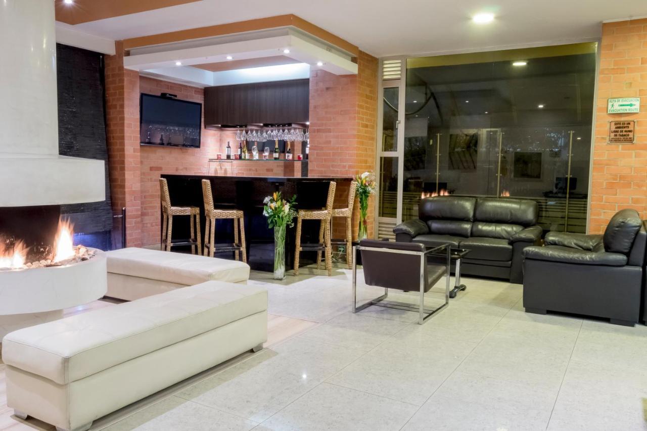 Hotel Apartamentos Regency La Feria Богота Экстерьер фото